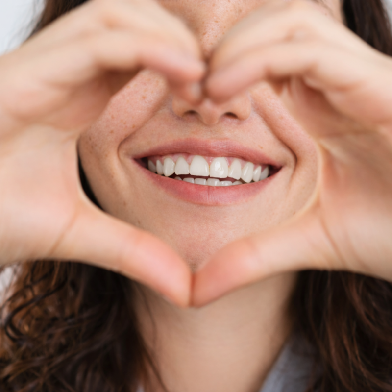 Veneers Vs composite bonding